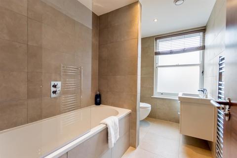 2 bedroom apartment to rent, Apartment 12 Castle Chambers, Clifford Street, York, YO1 9RG