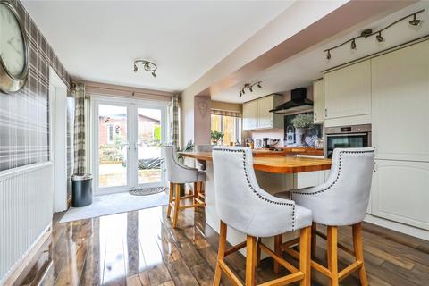 3 bedroom semi-detached house for sale, Mansfield Road, Mansfield, Nottinghamshire, NG21