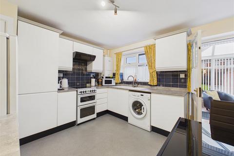undefined, Sable Close, Summergroves Way, Hull