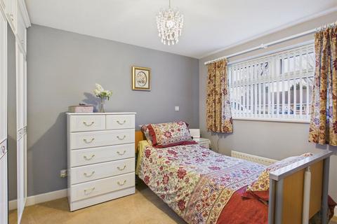 undefined, Sable Close, Summergroves Way, Hull
