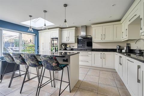 undefined, Howes Close, Barrs Court, Bristol