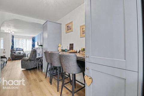 undefined, Fraser Close, Basildon - Loft conversion