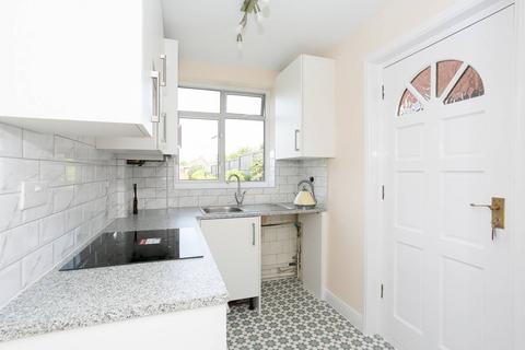 3 bedroom detached house to rent, Belmont Road, HP3, Hemel Hempstead, HP3