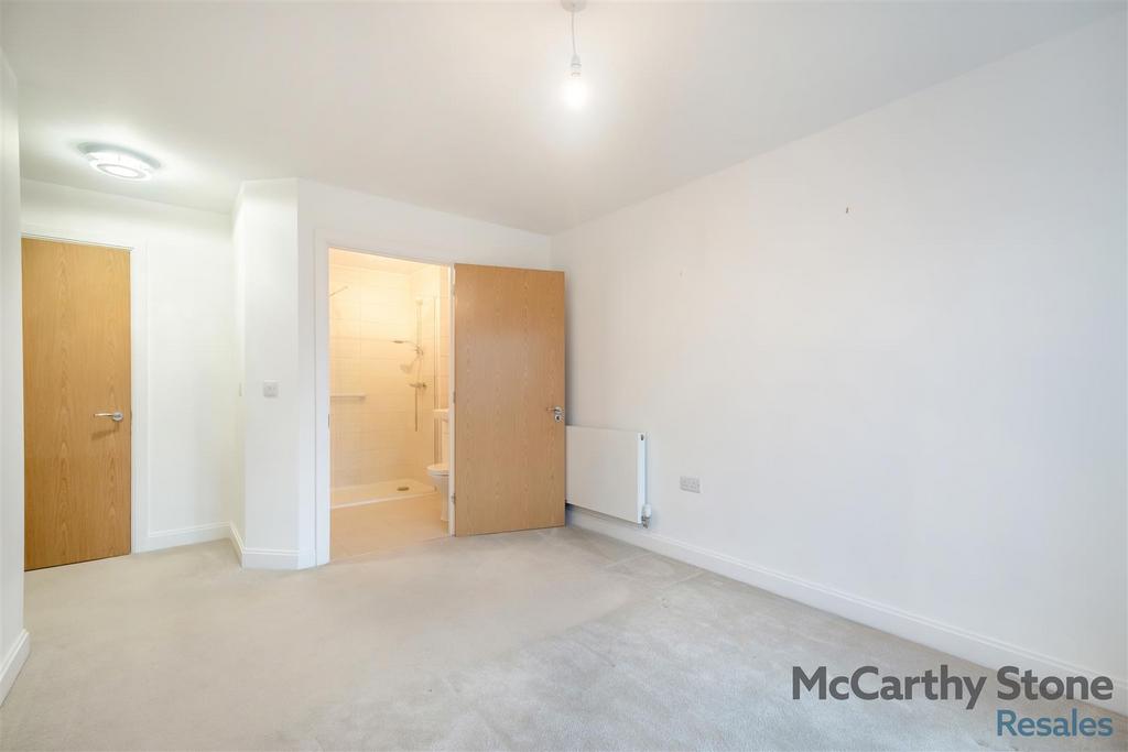 8678512-interior13.jpg