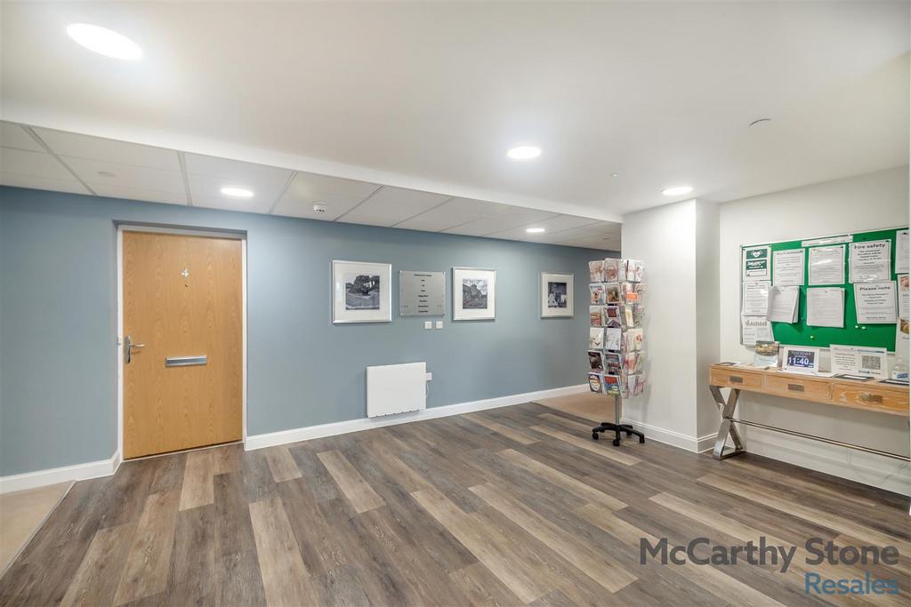 8678512-interior19.jpg