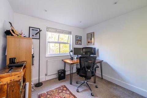 2 bedroom flat for sale, Osbaldeston Road, N16, Stoke Newington, London, N16