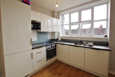2 bedroom flat for sale, Rembrandt House, Watford, WD18