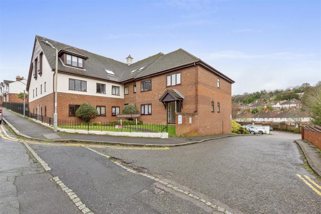 43 Sovereign Court, Totteridge Ave, HP13 6 XL-11.jp
