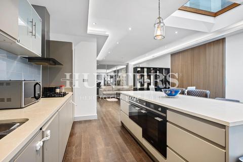 4 bedroom end of terrace house for sale, Brunswick House, Westbere Road, West Hampstead, NW2