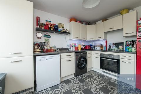 3 bedroom end of terrace house for sale, Cranbrook, Exeter EX5