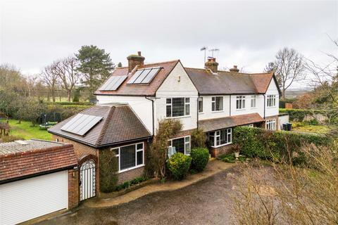 undefined, Rookery Hill, Outwood