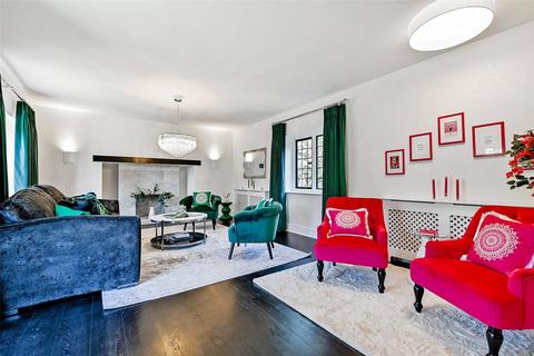 5 bedroom detached house for sale, Grove Road, Beaconsfield, Buckinghamshire, HP9