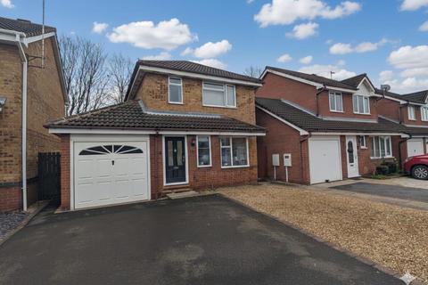 3 bedroom detached house for sale, Oak Drive, Balderton, Newark