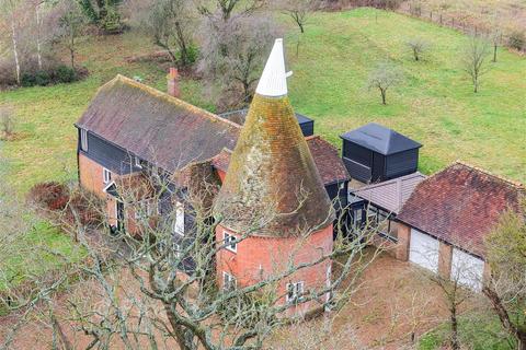 4 bedroom detached house for sale, Staplehurst Road, Marden TN12
