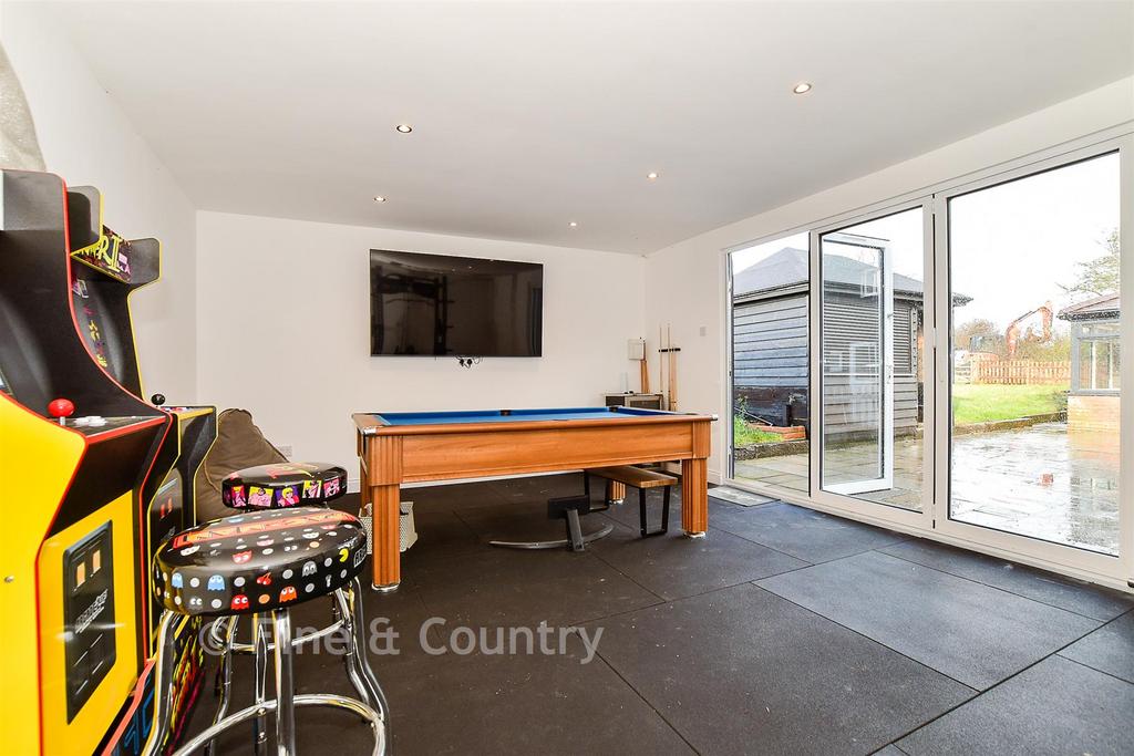 Games Room/ Gym