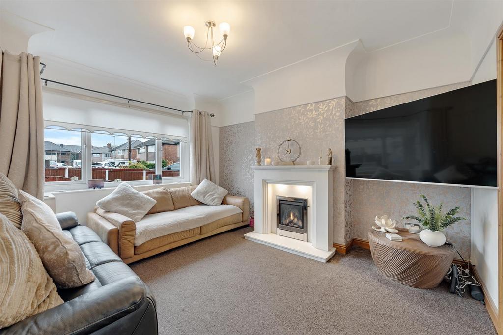 14 EGLINTON AVENUE-12.jpg