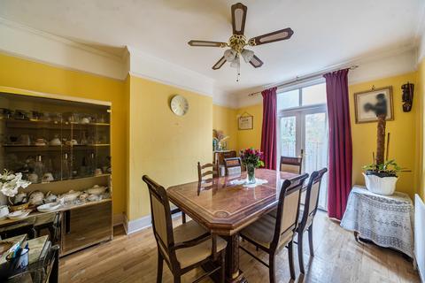 4 bedroom semi-detached house for sale, Penberth Road, London