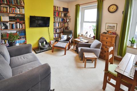 2 bedroom apartment for sale, Bangor Street, Roath, Cardiff