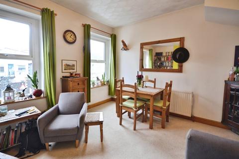 2 bedroom apartment for sale, Bangor Street, Roath, Cardiff