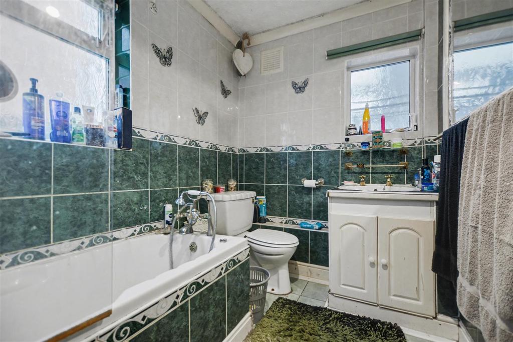 Bathroom.jpeg