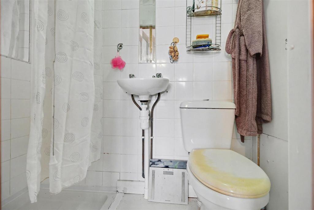 En Suite.jpeg