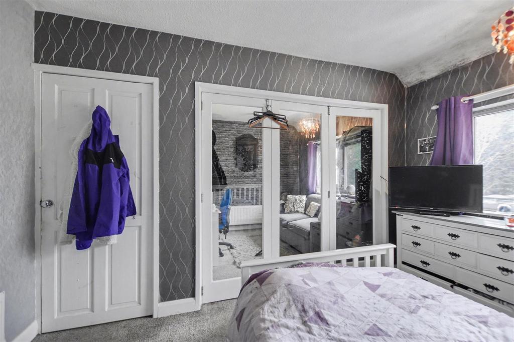 Bedroom 2 2.jpeg