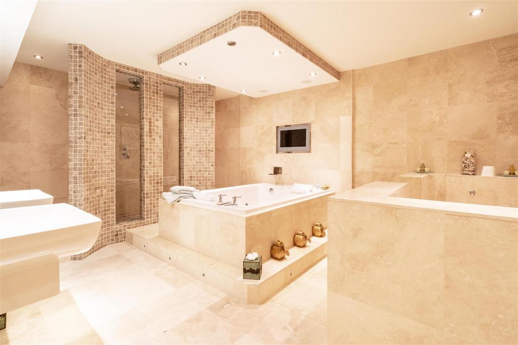 En Suite One