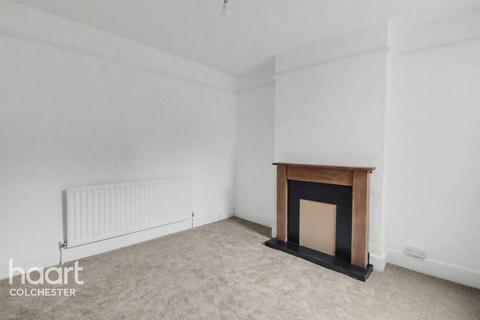 3 bedroom terraced house to rent, Lucas Road, COLCHESTER