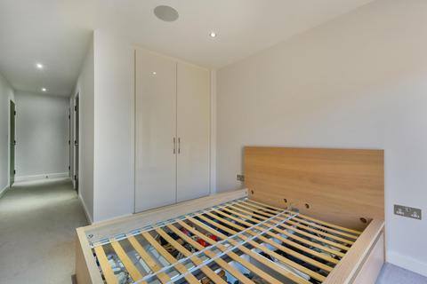 2 bedroom apartment to rent, Castleton House, Aerodrome Road, London, NW9