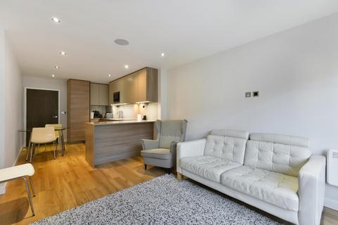 2 bedroom apartment to rent, Castleton House, Aerodrome Road, London, NW9