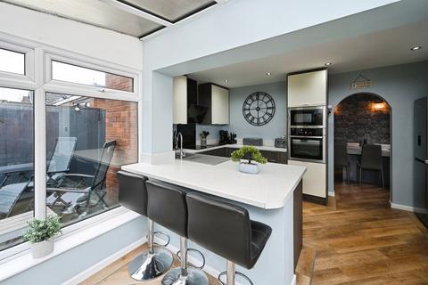 3 bedroom detached house for sale, Manning View, Derbyshire DE7