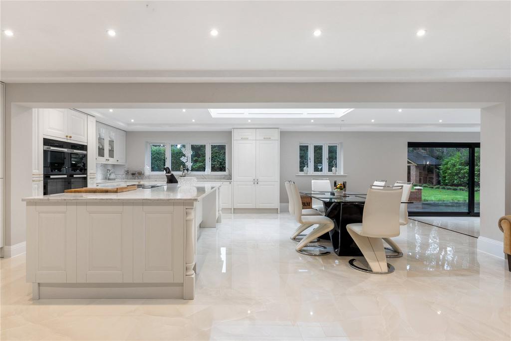 Kitchen/Breakfast