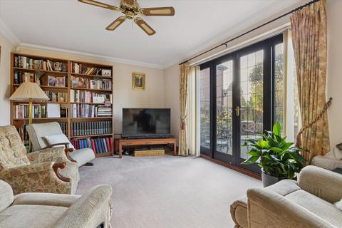 5 bedroom detached house for sale, Holly Hill Lane, Sarisbury Green, Southampton, Hampshire SO31