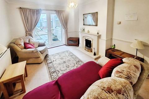 3 bedroom semi-detached house for sale, Home Park Road, Warwickshire CV11