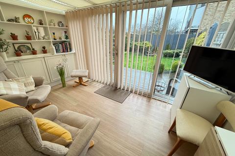undefined, Houghton Regis, Bedfordshire LU5