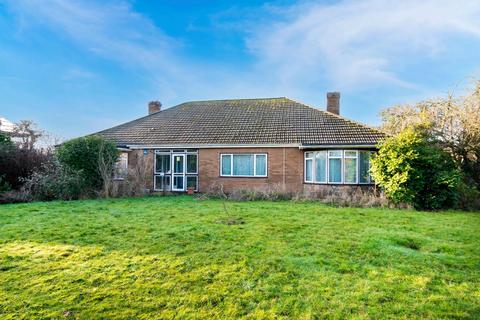 4 bedroom detached bungalow for sale, The Green, Finningley, Doncaster