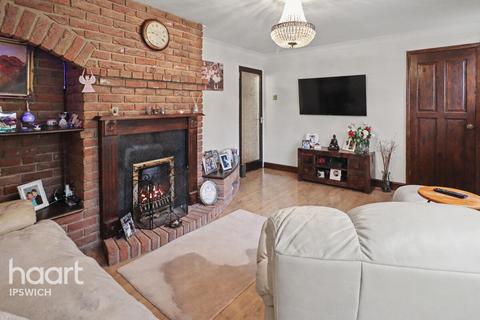 2 bedroom semi-detached house for sale, Sandpiper Road, Ipswich