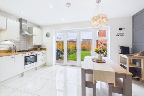 3 bedroom end of terrace house for sale, Tye Road, Fradley, Lichfield