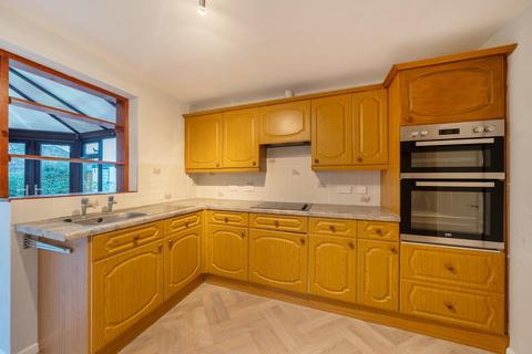 2 bedroom detached bungalow for sale, Fairview Avenue, Guilsfield, Welshpool