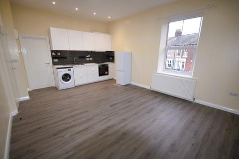 undefined, Flat 3, 14 Myddleton Street, CA1 2AA