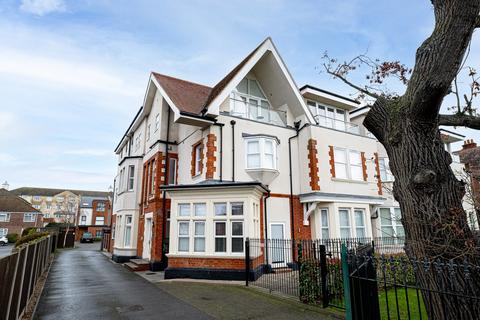 2 bedroom apartment for sale, St Hilda's Mews, Westcliff-on-Sea, SS0