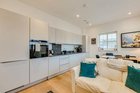 2 bedroom apartment for sale, St Hilda's Mews, Westcliff-on-Sea, SS0