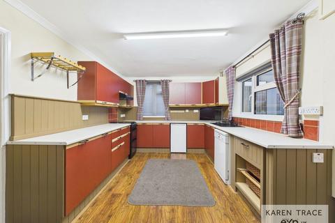 3 bedroom end of terrace house for sale, Tremayne Road, St. Austell PL25