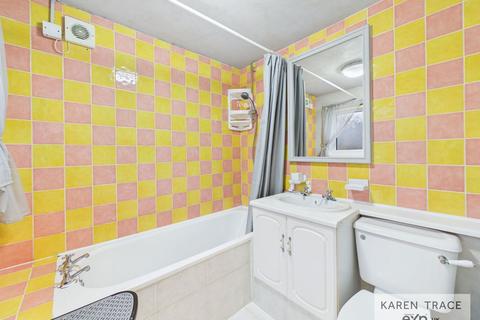 3 bedroom end of terrace house for sale, Tremayne Road, St. Austell PL25