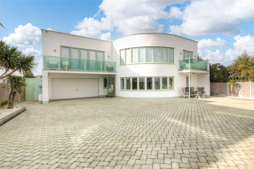4 Cliff Way