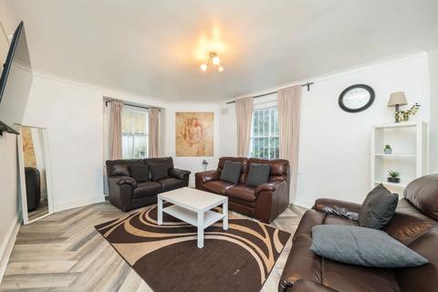 undefined, Leigham Court Road, London SW16