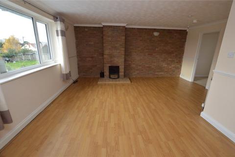 3 bedroom flat to rent, Malting Green Road, Layer-de-la-Haye, Colchester, CO2