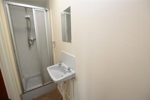 3 bedroom flat to rent, Malting Green Road, Layer-de-la-Haye, Colchester, CO2
