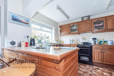 4 bedroom semi-detached house for sale, Granville Gardens, Hoddesdon EN11