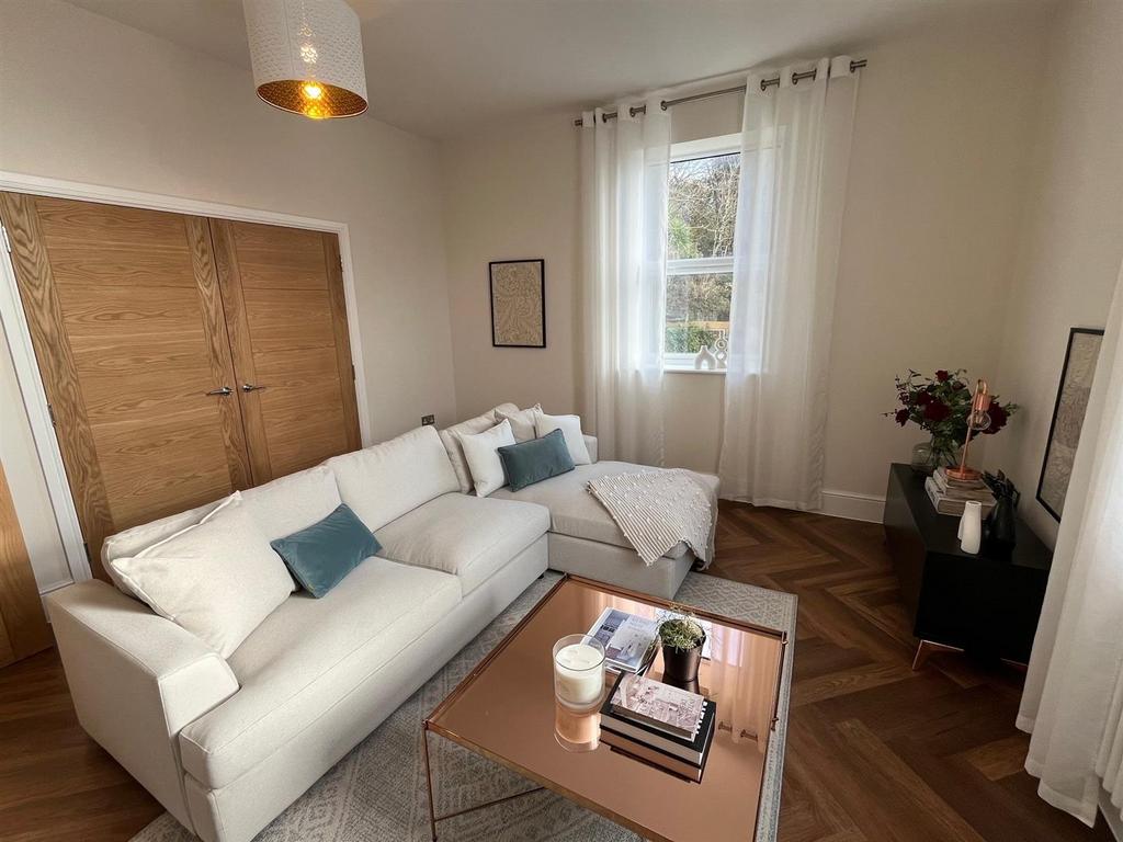 Living Room 2.jpg